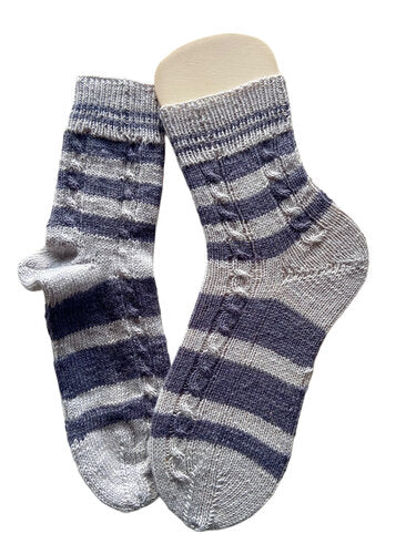 Handgestrickte Socken, Gr. 38/39
