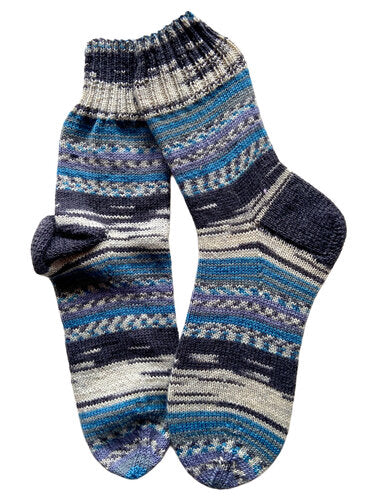Handgestrickte Socken, Gr. 44/45