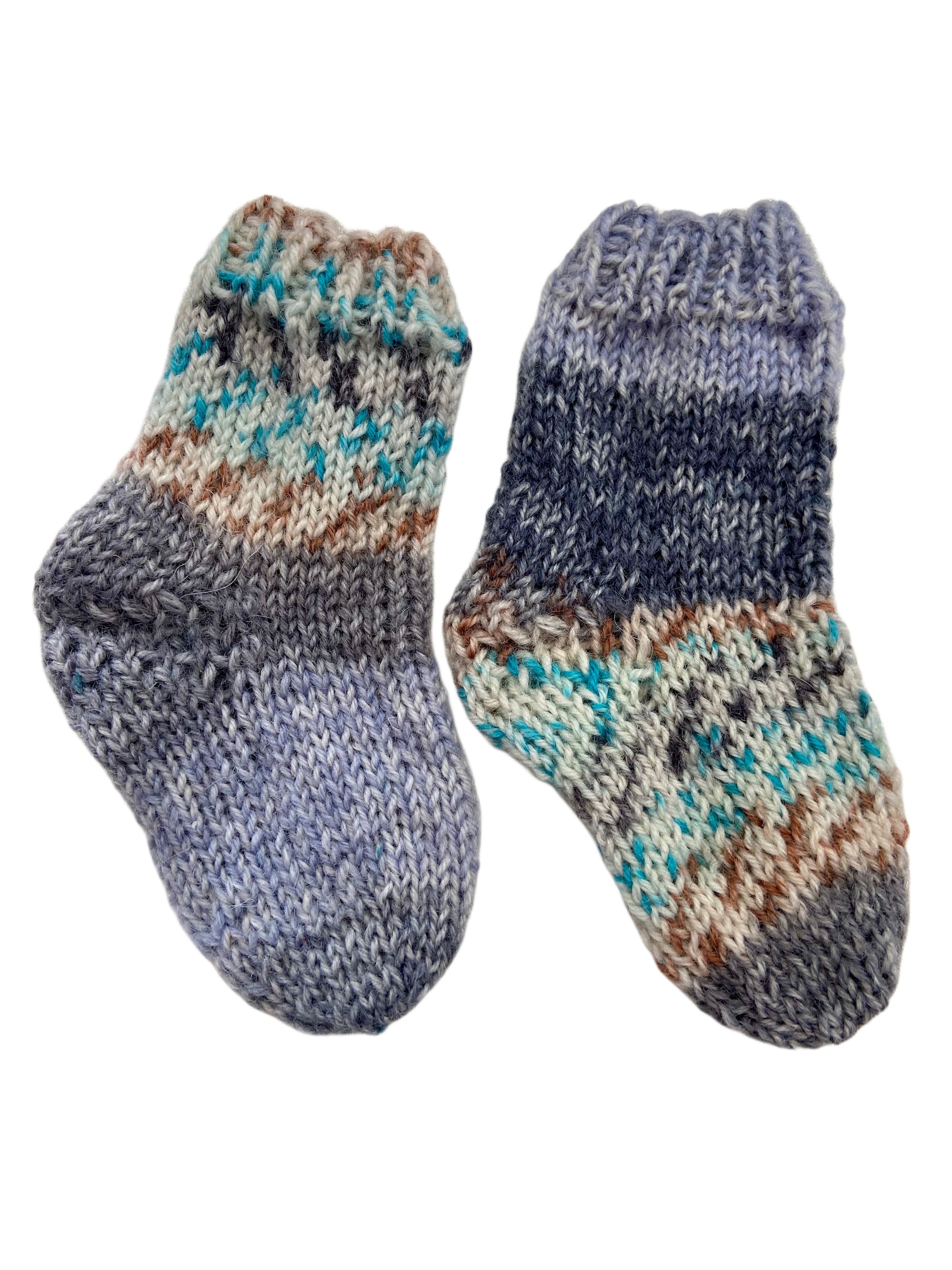 Handgestrickte Socken für Neugeborene