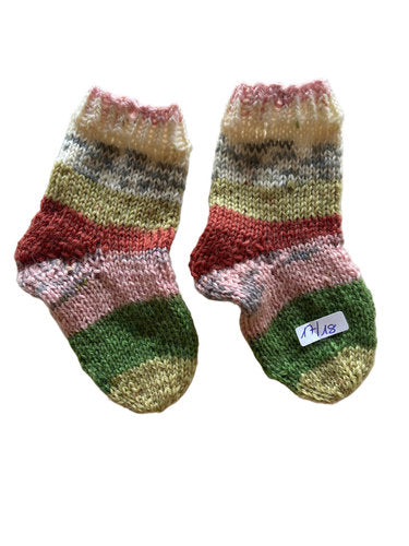 Handgestrickte Socken für Babys, Gr. 17/18