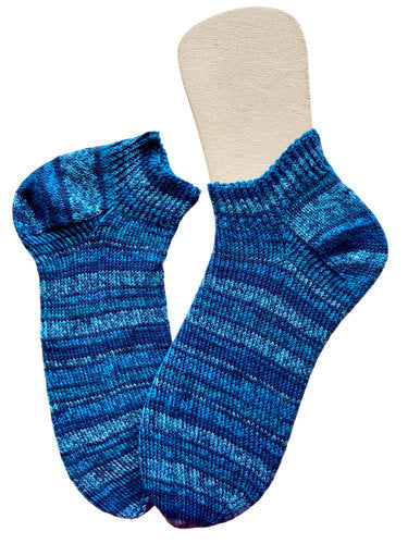 Handgestrickte Sneaker, Gr. 45/46