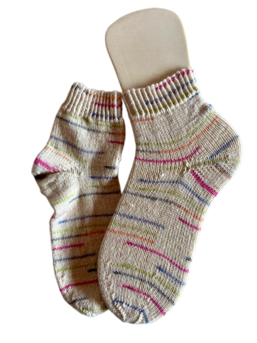 Handgestrickte Kurzsocken mit KASCHMIR, Gr. 38/39