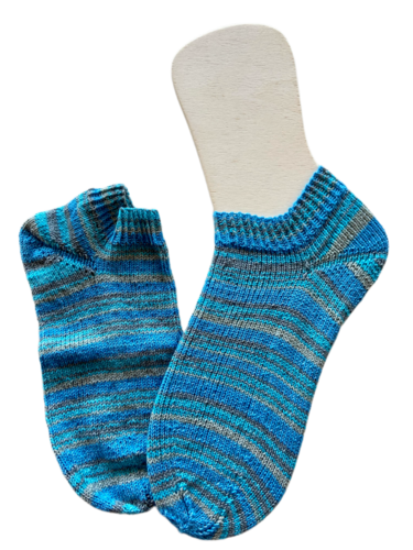 Handgestrickte Sneaker, Gr. 45/46