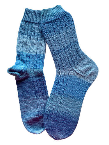 Handgestrickte Socken mit KASCHMIR, Gr. 42/43