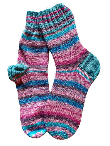 Handgestrickte Socken, Gr. 38/39,