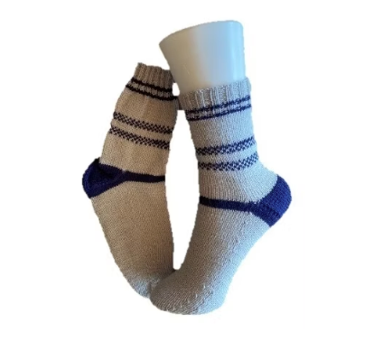 Handgestrickte Socken, Gr. 36/37