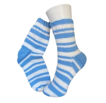 Handgestrickte Socken, Gr. 36/37