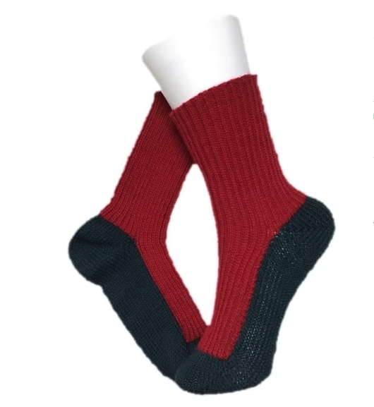 Handgestrickte Socken, Gr. 36/37