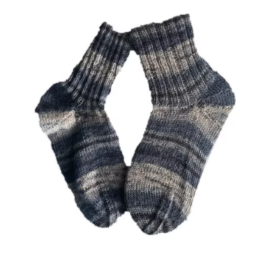 Handgestrickte Socken, Gr. 36/37