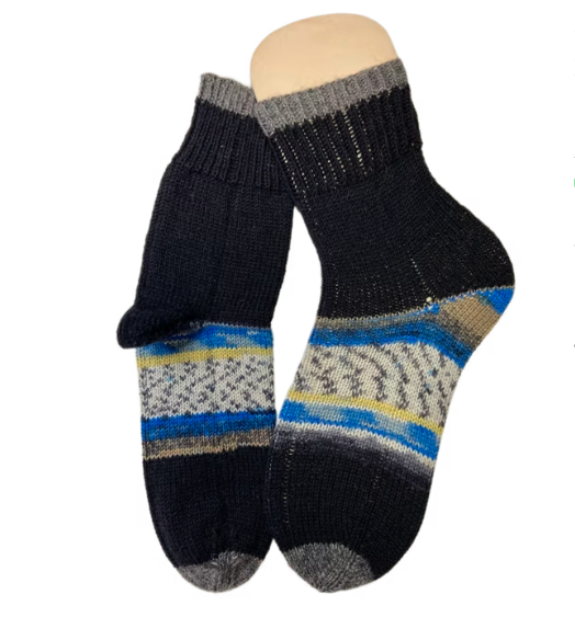 Handgestrickte Socken, Gr. 36/37