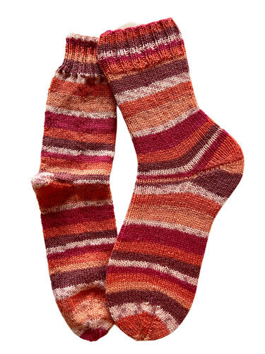 Handgestrickte Socken, Gr. 38/39