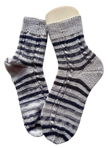 Handgestrickte Socken, Gr. 38/39