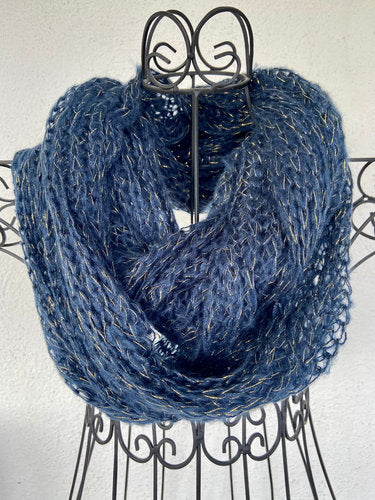 Loop, leichter Rundschal, mit Glitzerfaden