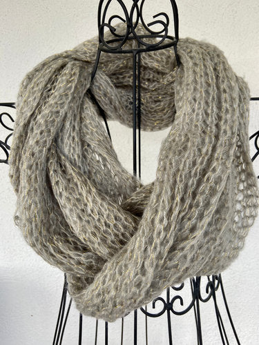 Loop, leichter Rundschal, mit Glitzerfaden