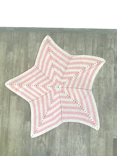 SALE! Babydecke in Form eines Sterns, handgehäkelt