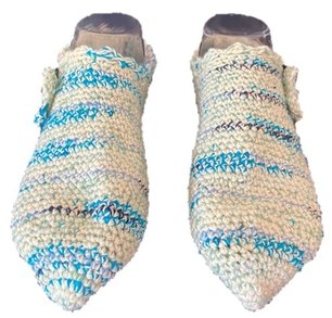 Hausschuhe, Puschen, Sofaschuhe, Bettschuhe, Handarbeit, Gr. 38/39