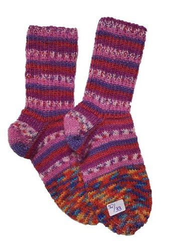 Handgestrickte Socken für Kinder, Gr. 32/33