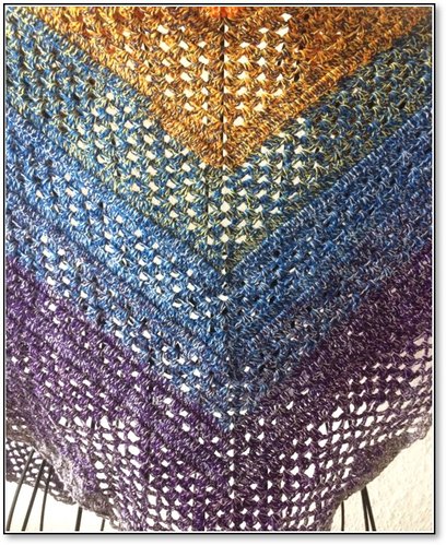 Dreieckstuch, Lacetuch, Schultertuch, HANDARBEIT