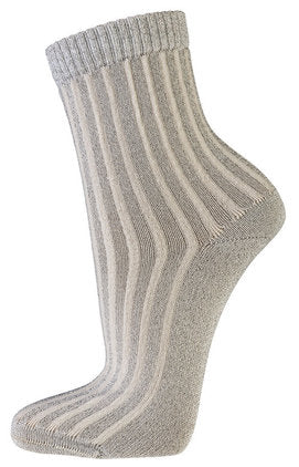 Damensocken in Streifendesign